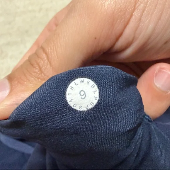 Lululemon On The Fly Pant Luxtreme Navy Blue Women's 6 LW5BLPS - Picture 10 of 10